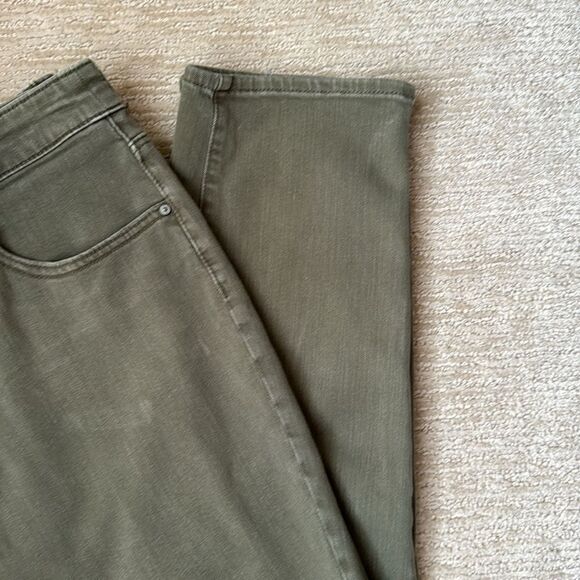 Chico’s So Slimming Girlfriend Slim Leg Ankle Pants, Army Green, Size 12 - Picture 3 of 10